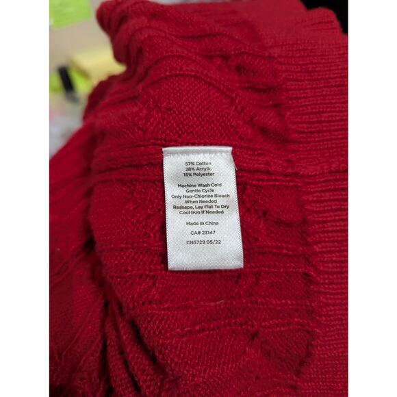 Talbots Wmns Red cable sweater XL petiteBust 40"Len 25" Button Sleeve 25.5"GUC - Picture 2 of 7